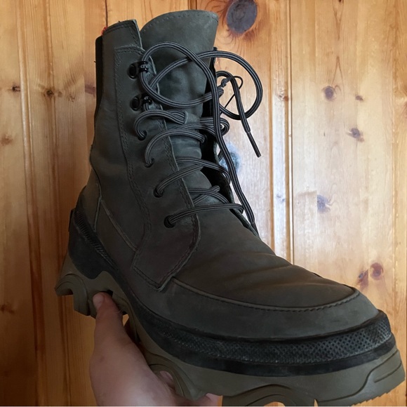 Sorel lace up boots grey green size 7.5 - Picture 2 of 6